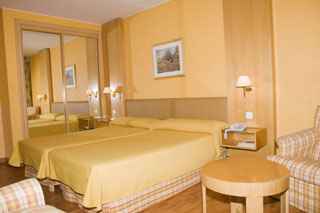 Hotel Restaurante San Roque Медина дел Кампо Экстерьер фото